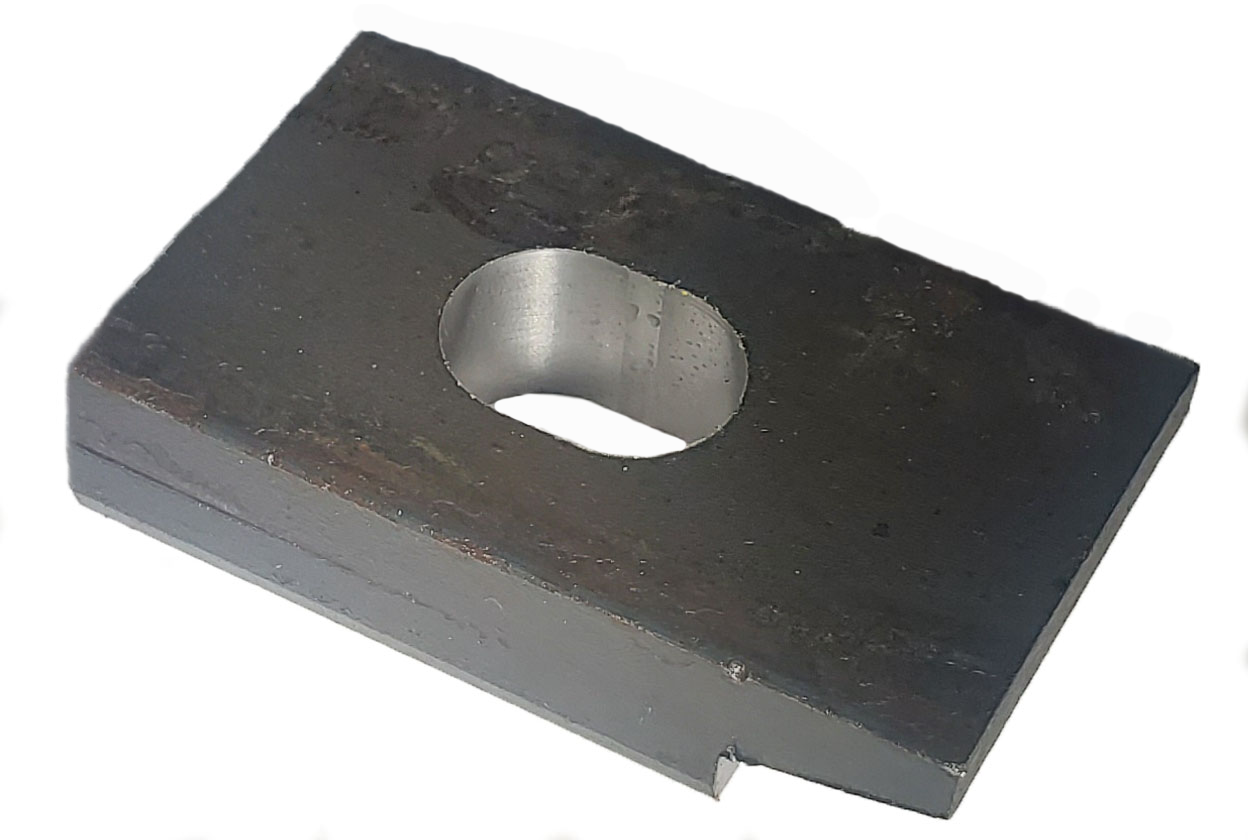 Rail clip 106 60 lb to 100 lb 25/32"x1-1/16" Oval Hole
