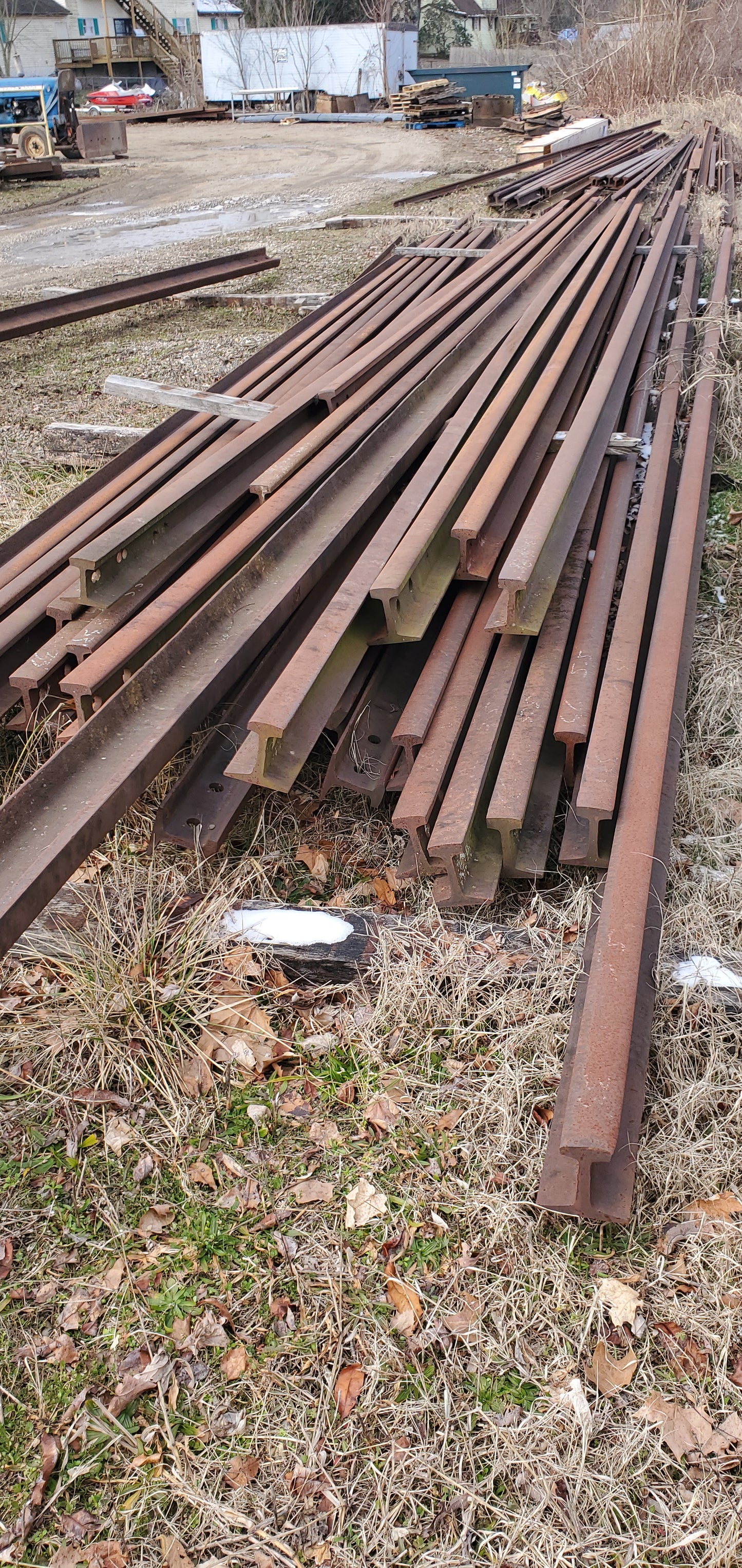 RELAY 90 lb RA rail punched 2-3/4"x5-1/2" Random Lengths 30'0"-39'0"